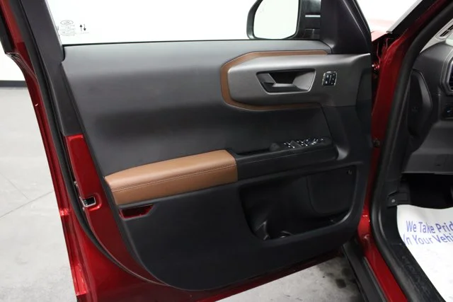 New 2025 Ruby Red Metallic Tinted Clearcoat Ford Outer Banks® image 35
