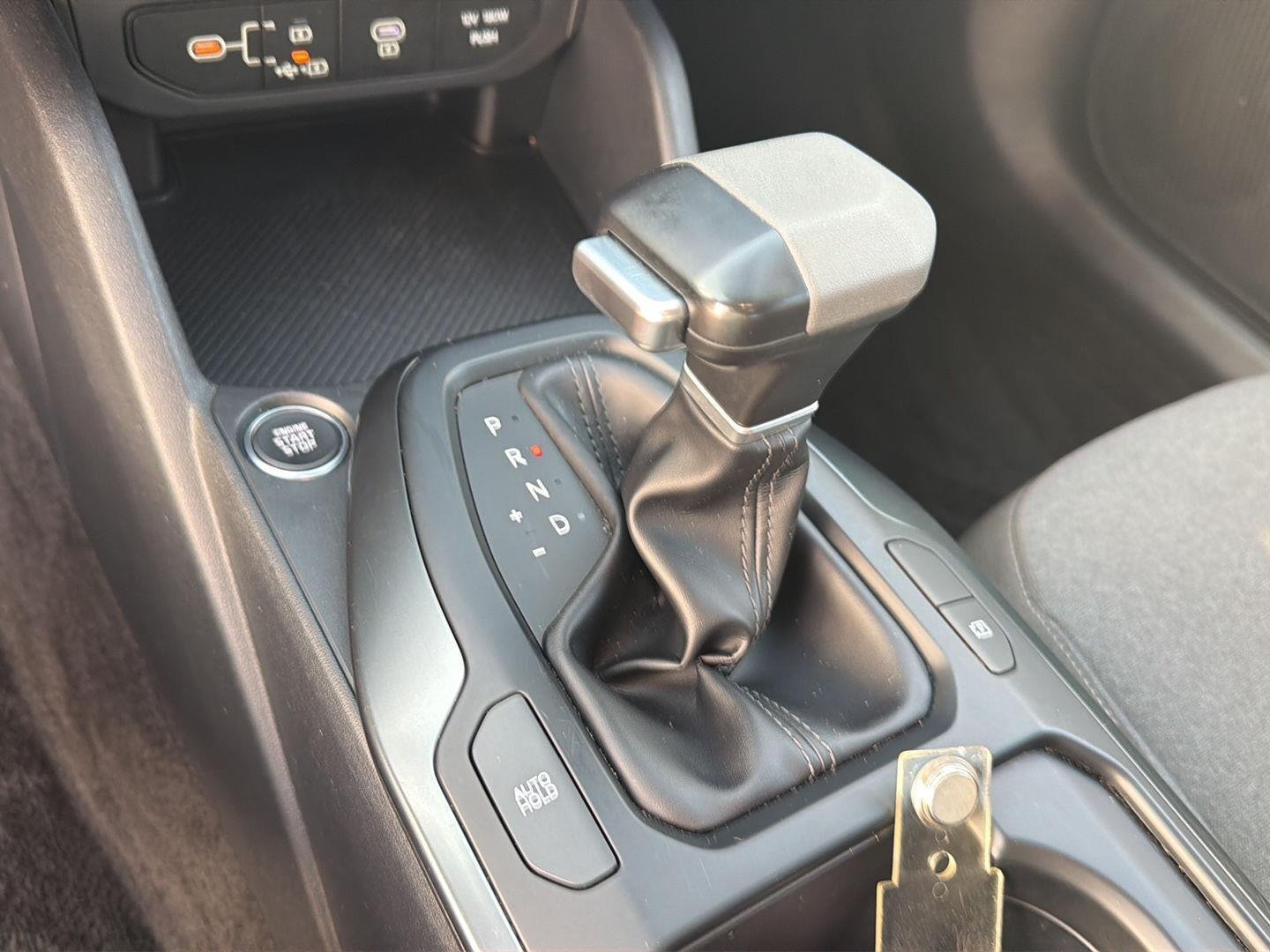 2025 Kia K4 LXS - Photo 26