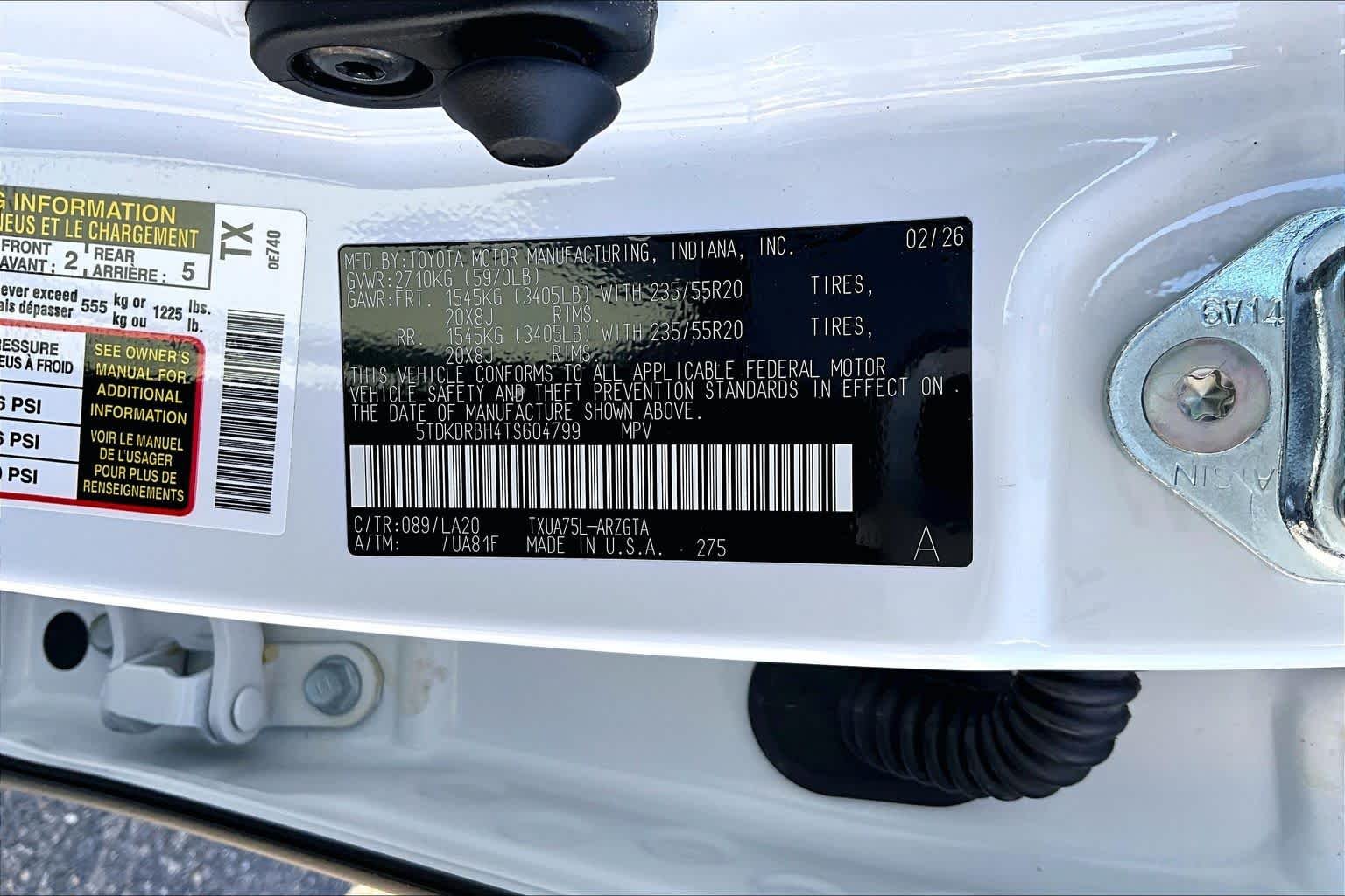 Used 2026 Wind Chill Pearl Toyota Platinum image 34