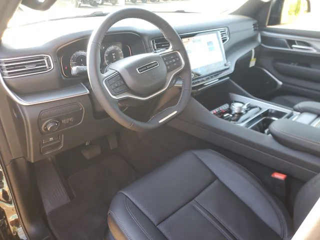 New 2026 High Gloss Black Exterior Paint Jeep Limited Altitude image 19