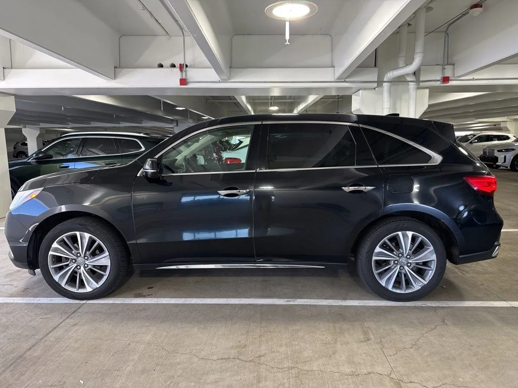 Used 2018  Acura 3.5L image 4