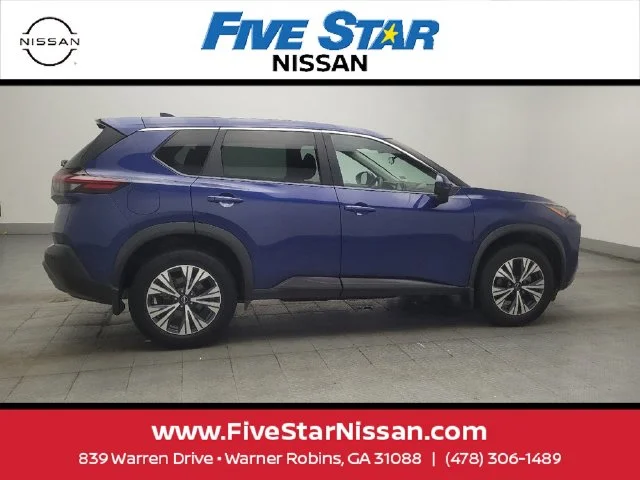 Used 2022 Blue Nissan SV image 11