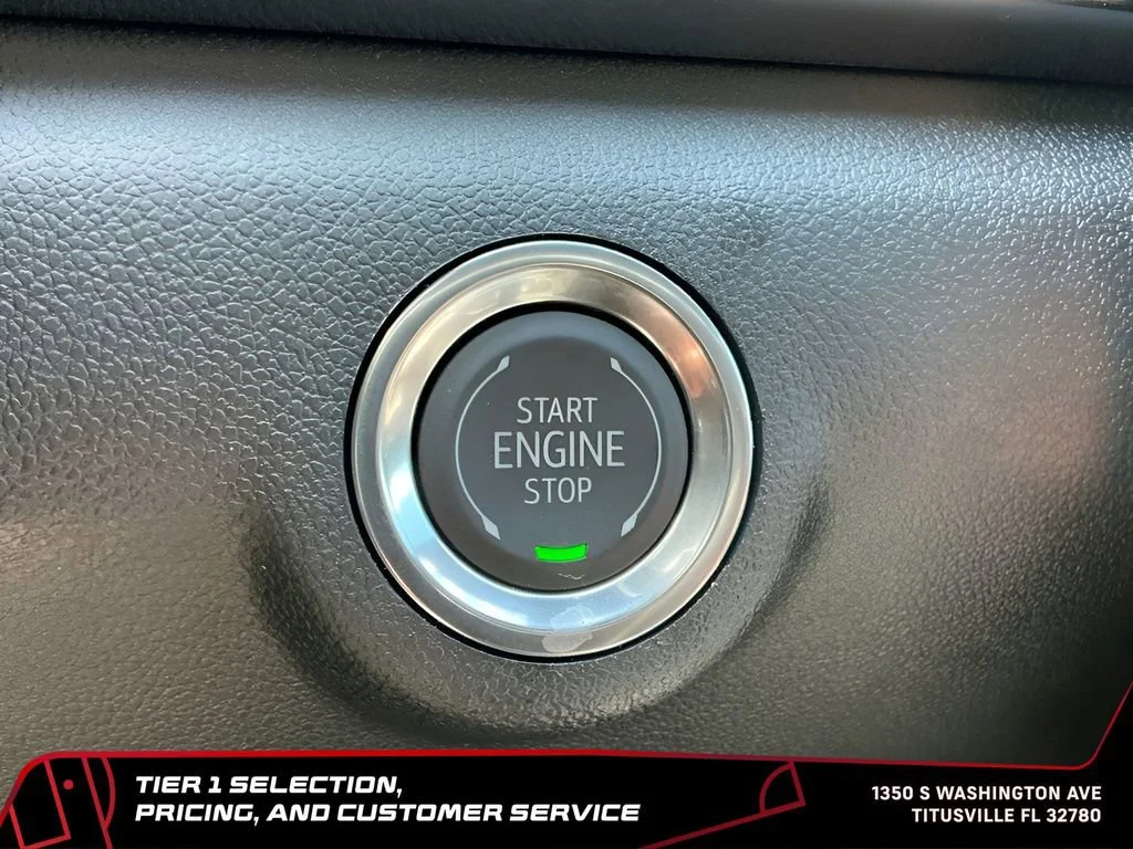 New 2026 Summit White GMC Elevation image 28