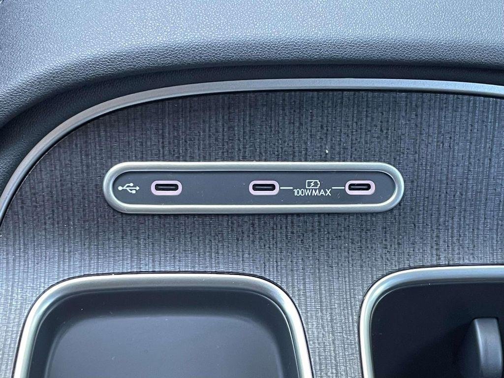 New 2026 Gray Hyundai Blue SEL Premium 7P image 34