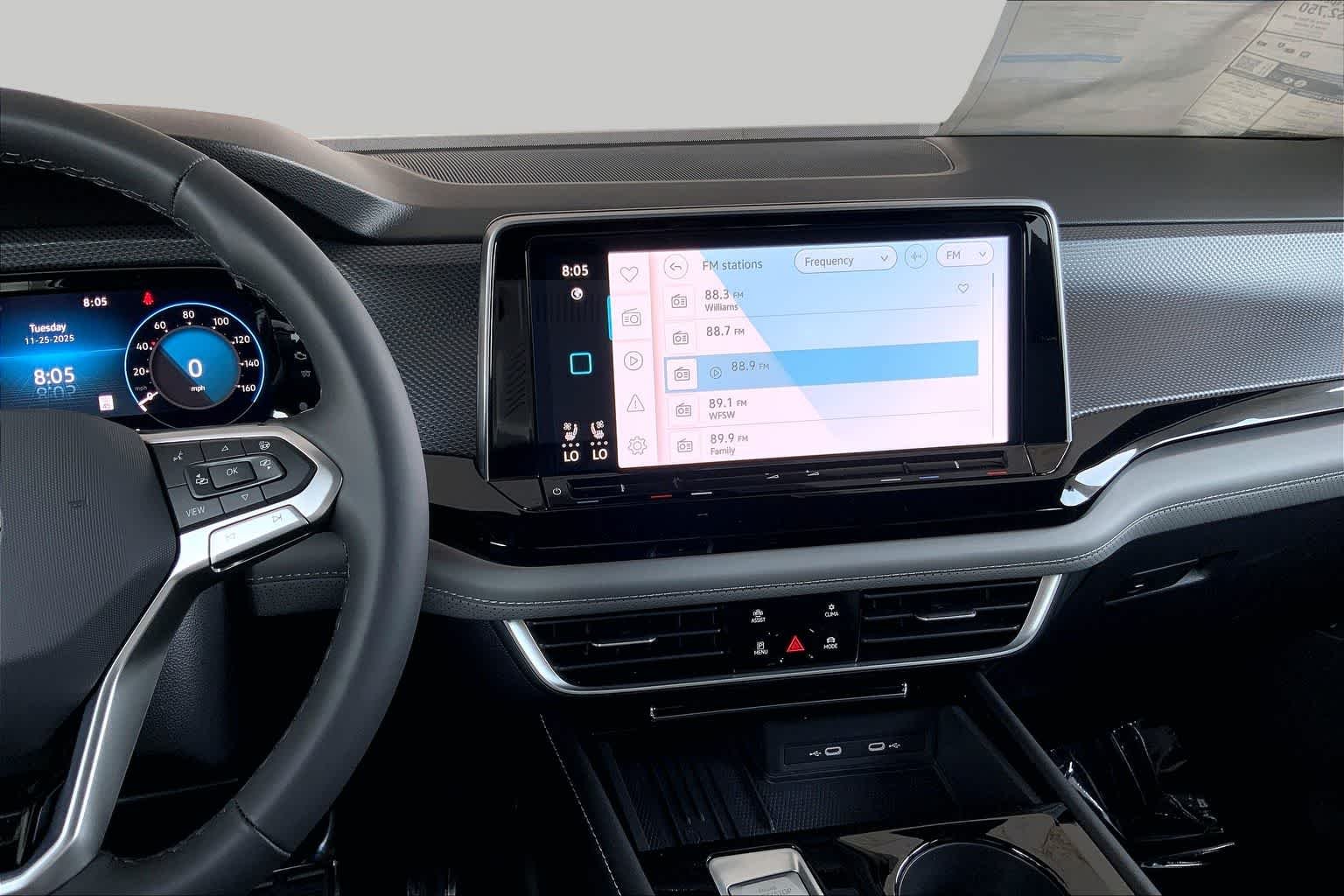 2026 Volkswagen Atlas Cross Sport SEL R-LINE - Photo 6