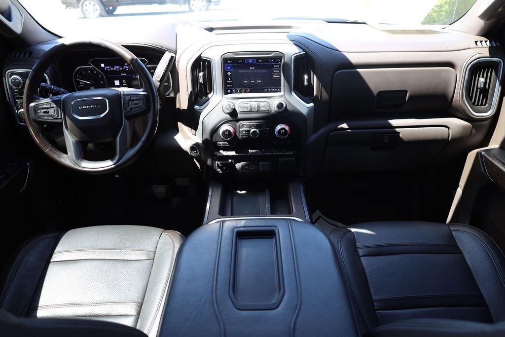Used 2020 White Frost Tricoat GMC Denali image 20