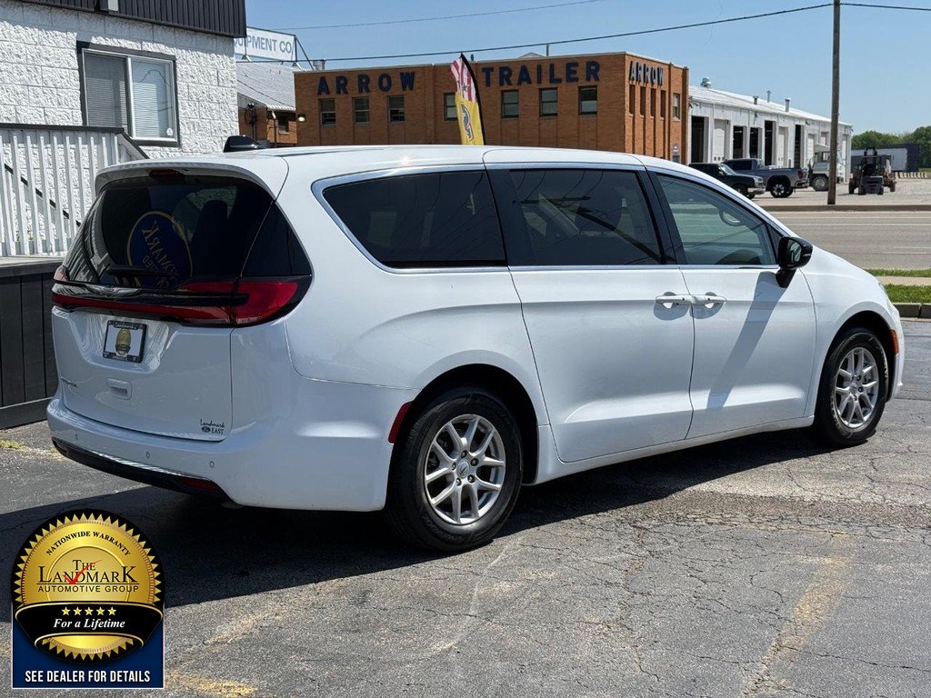 Used 2024 Bright White Clearcoat Chrysler Touring L FWD image 5