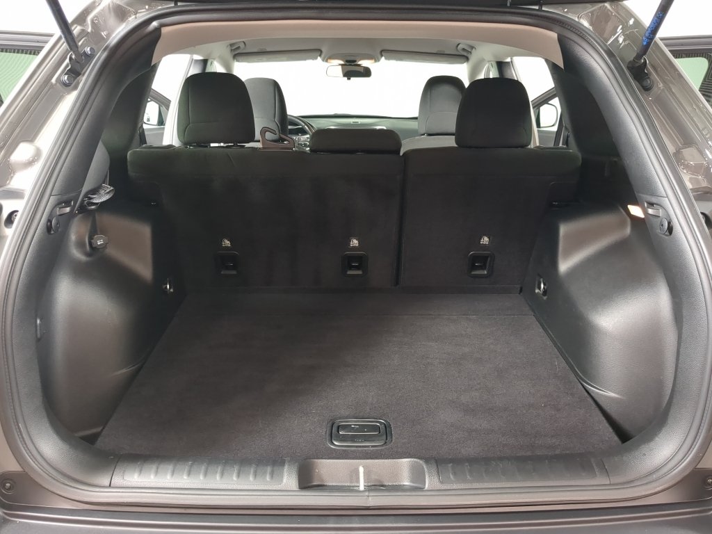 Used 2019 Sting-Gray Clearcoat Jeep Upland image 18
