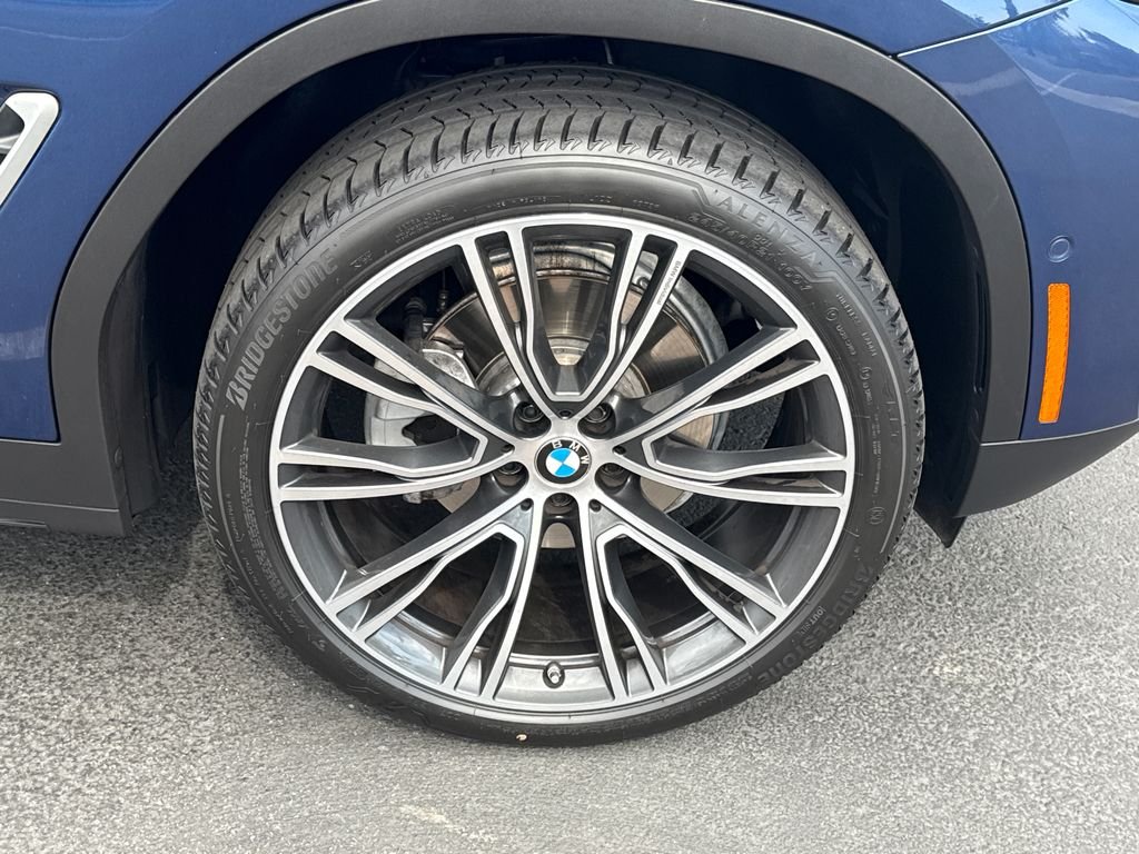 Used 2024 Phytonic Blue Metallic BMW xDrive30i image 11