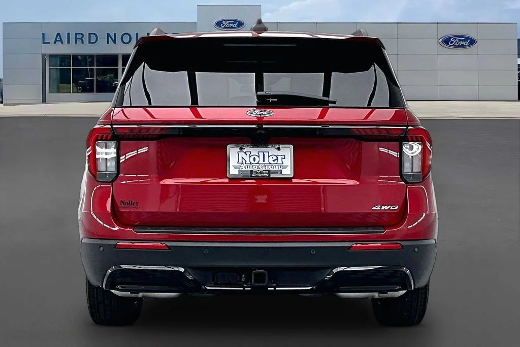 New 2026 Red Metallic Ford ST-Line image 4