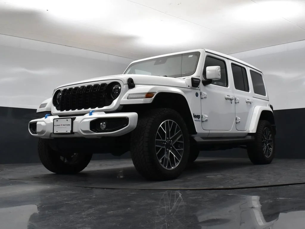 Used 2024 White Jeep High Altitude 4xe image 33