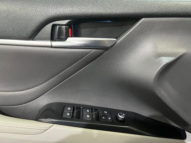 Certified Used 2018 Black Toyota XSE V6 image 13