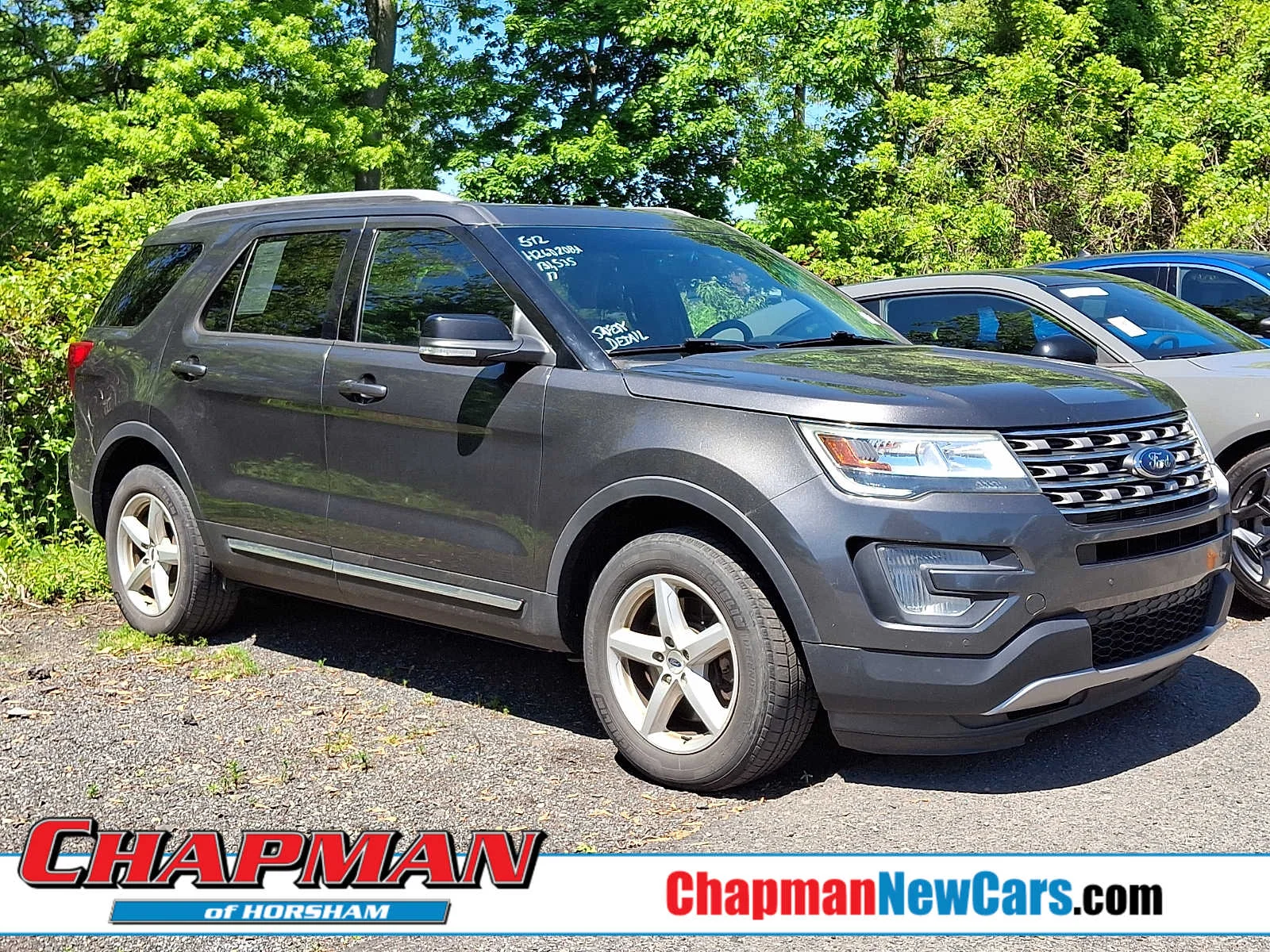 2017 Ford Explorer XLT 4WD's photo