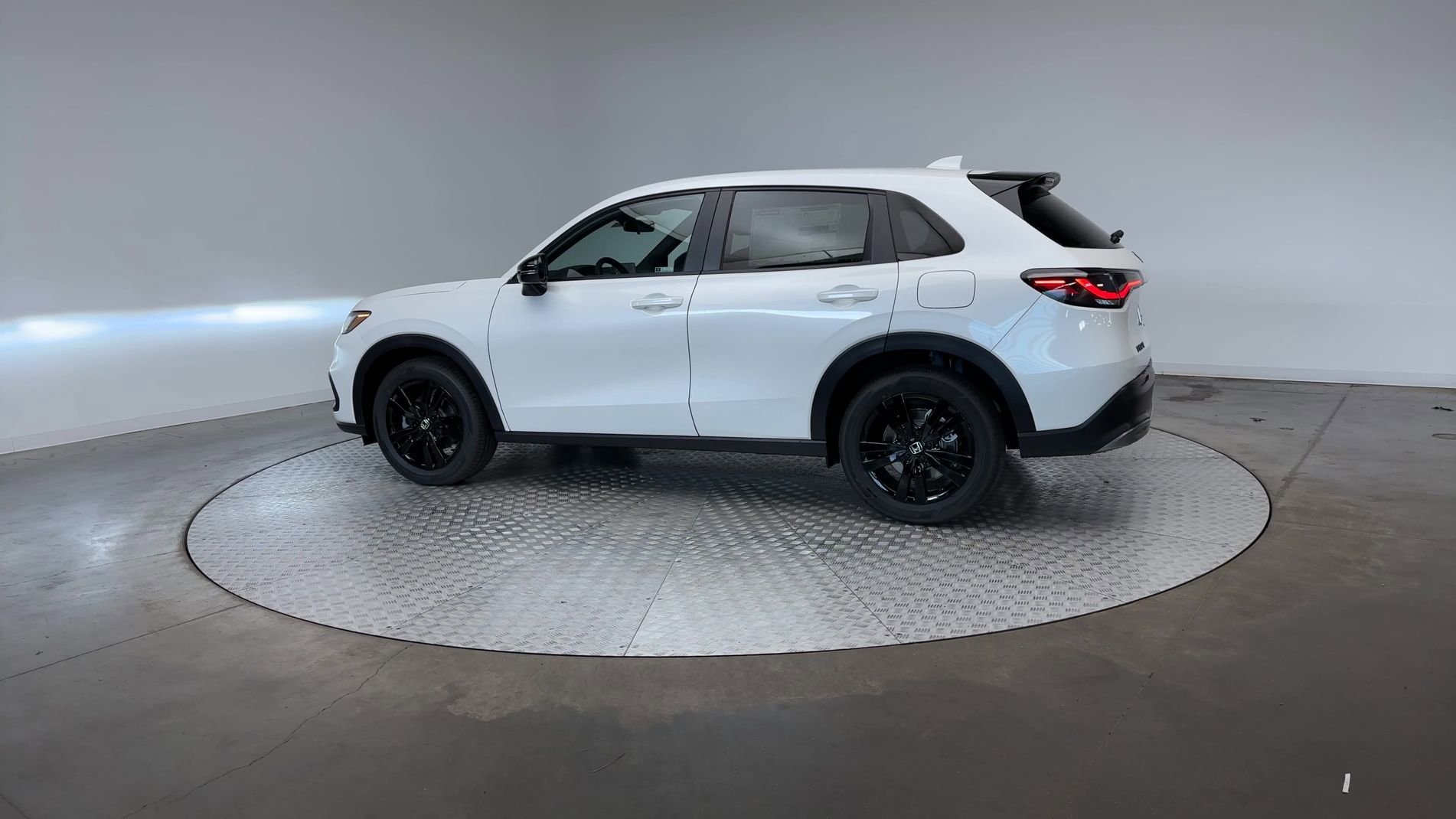 New 2027 Platinum White Pearl Honda Sport image 8