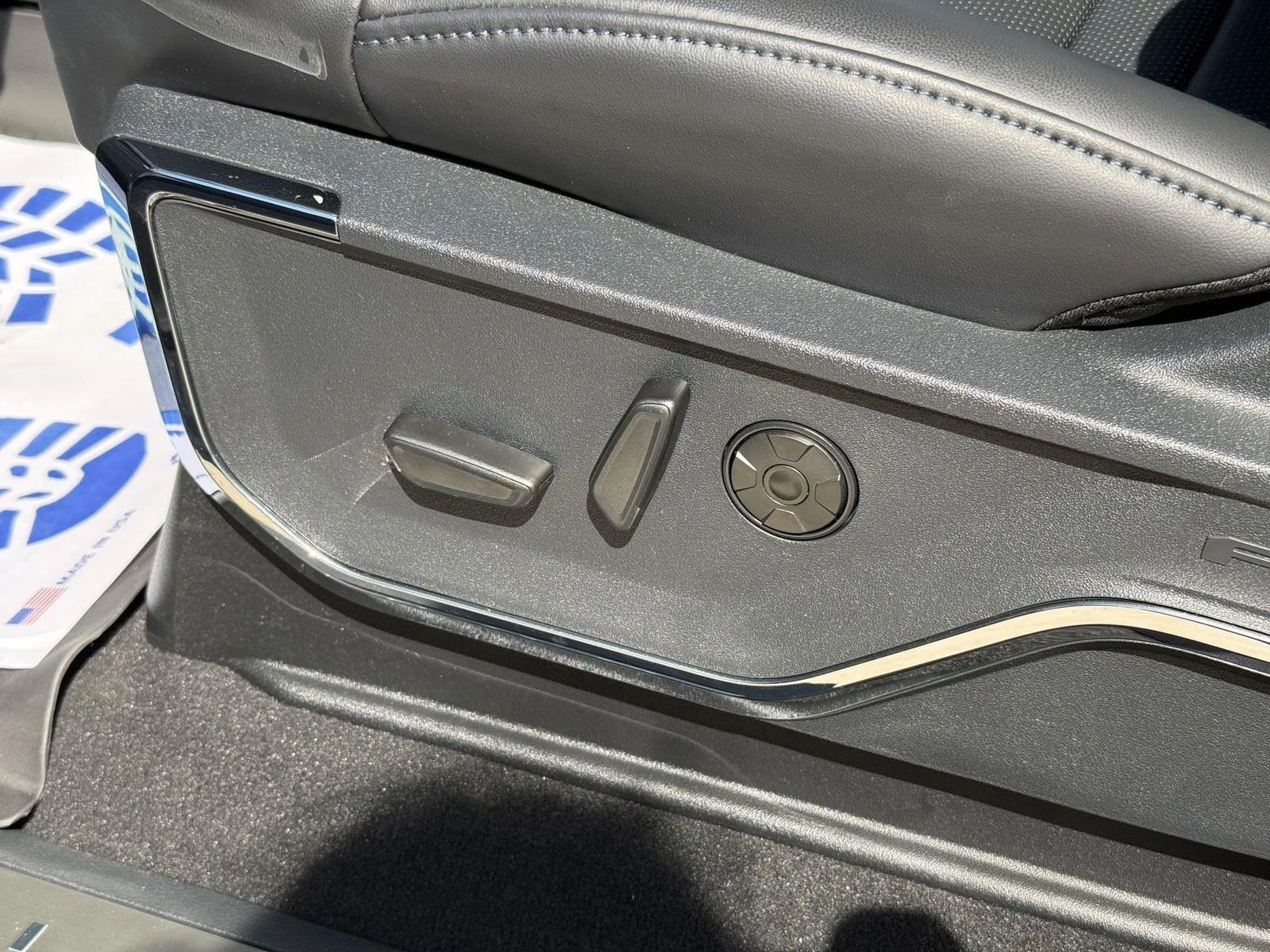 New 2026 Glacier Gray Metallic Tri-Coat Ford F-250® Platinum® image 18