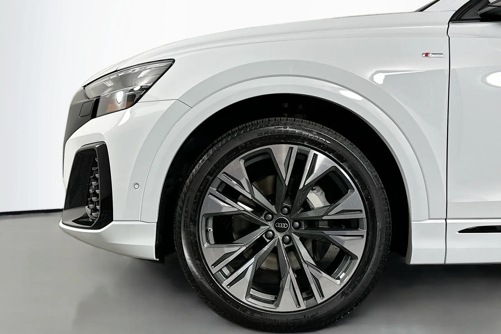 New 2026 Glacier White Metallic Audi Premium Plus image 11