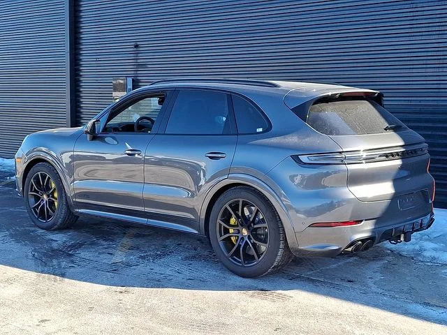 2026 Porsche Cayenne GTS | CarEdge | CarEdge