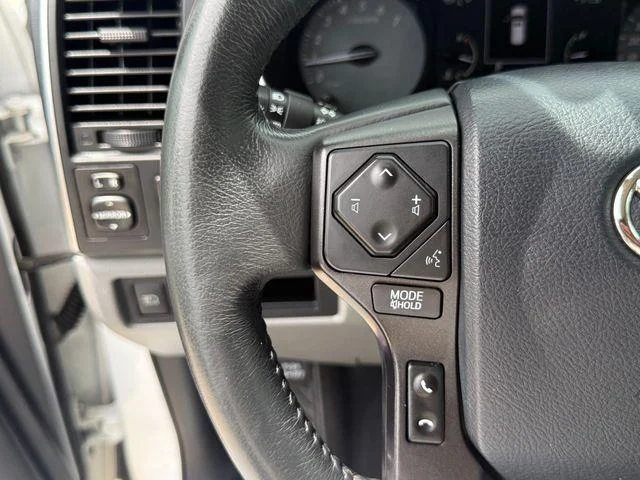 Certified Used 2020 ICE CAP Toyota SR5 image 12