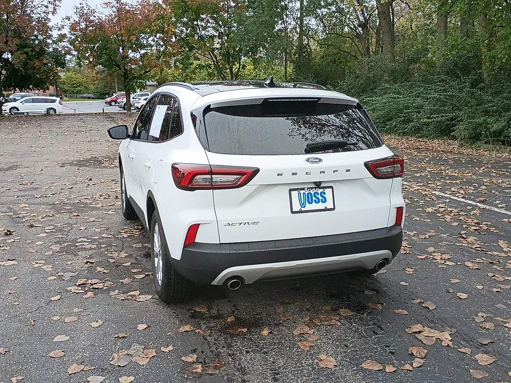 2025 Ford Escape Active, photo 5 of 12
