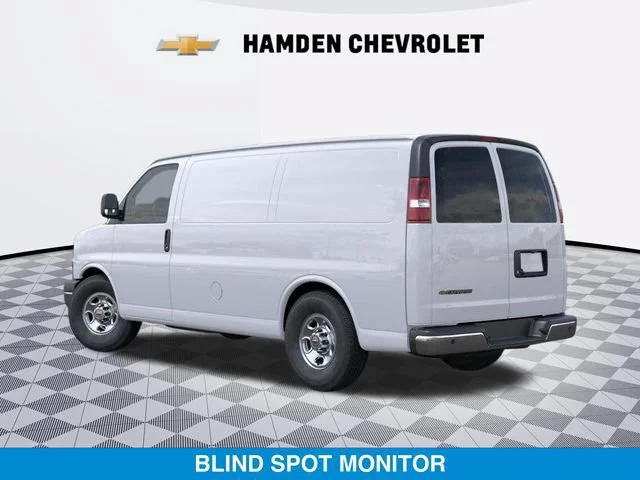 New 2026 Summit White Chevrolet WT image 3