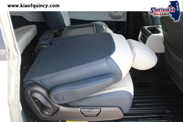 New 2026 White Kia EX image 22