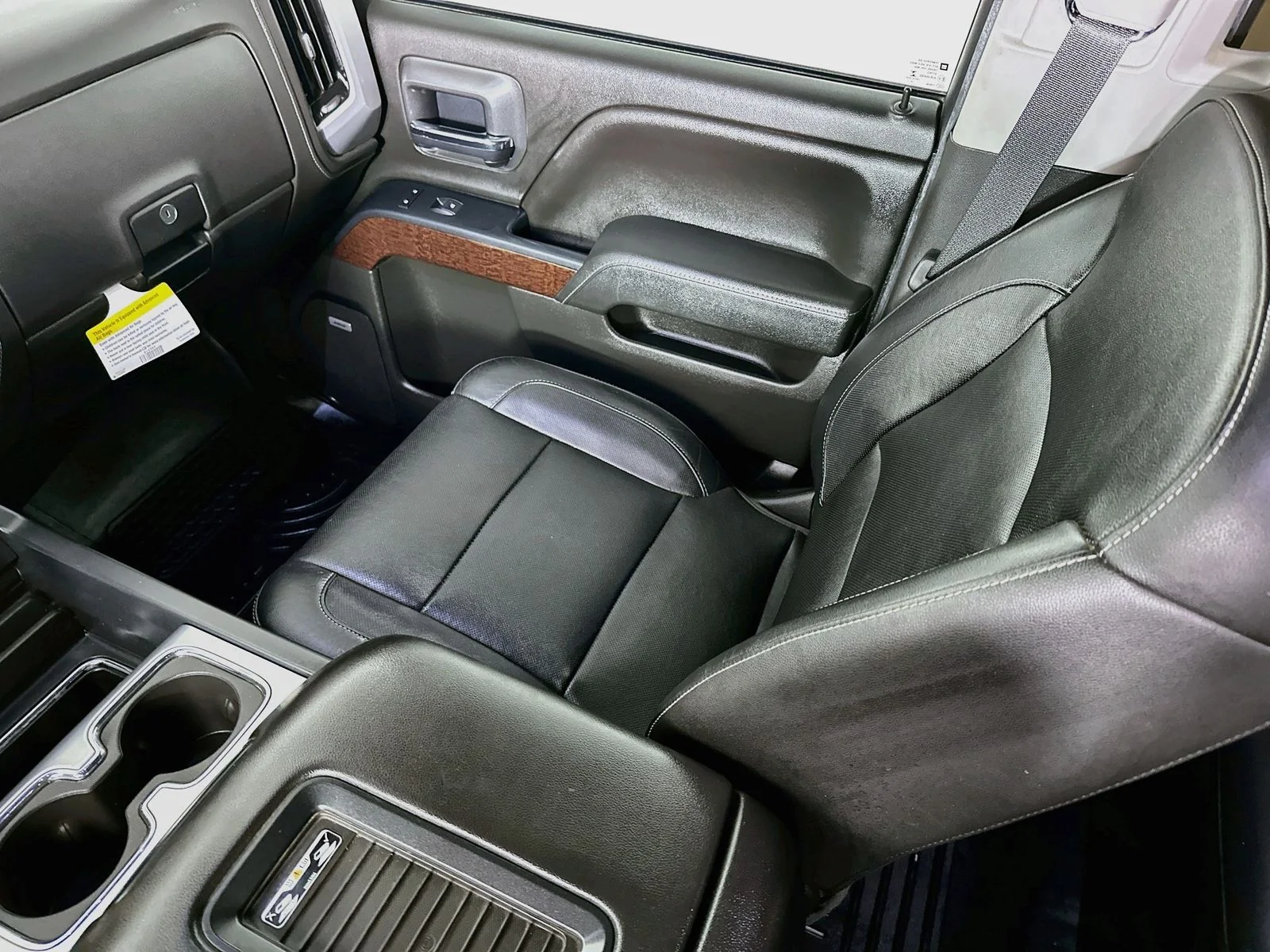 Used 2018 Quicksilver Metallic GMC SLT image 24