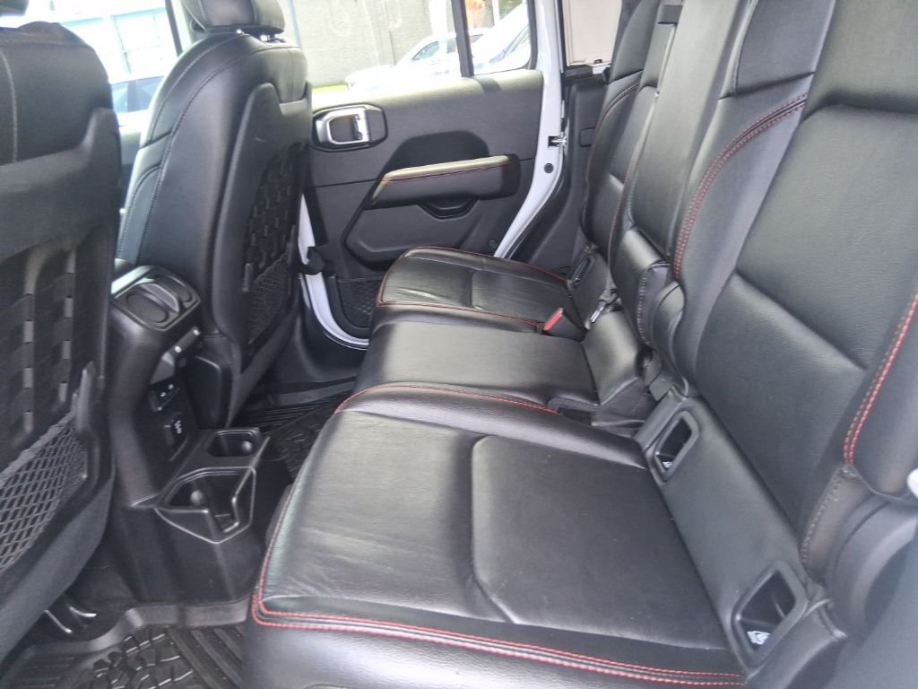Used 2020 White Jeep Rubicon image 12