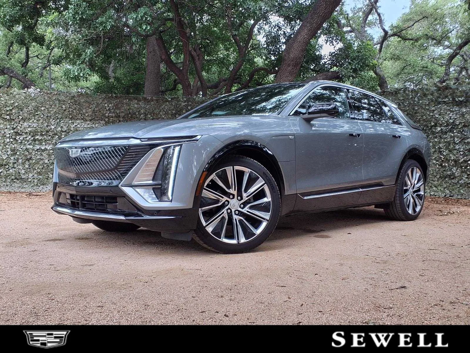 2025 Cadillac Lyriq Luxury 3 AWD's photo