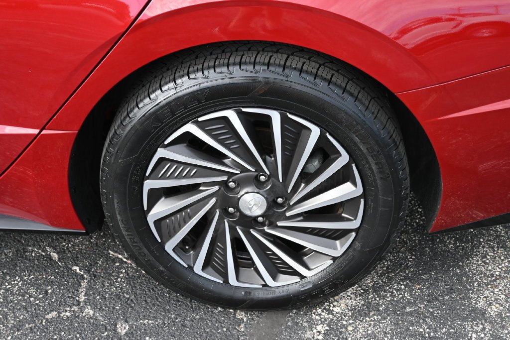 Used 2023 Red Hyundai Limited image 15
