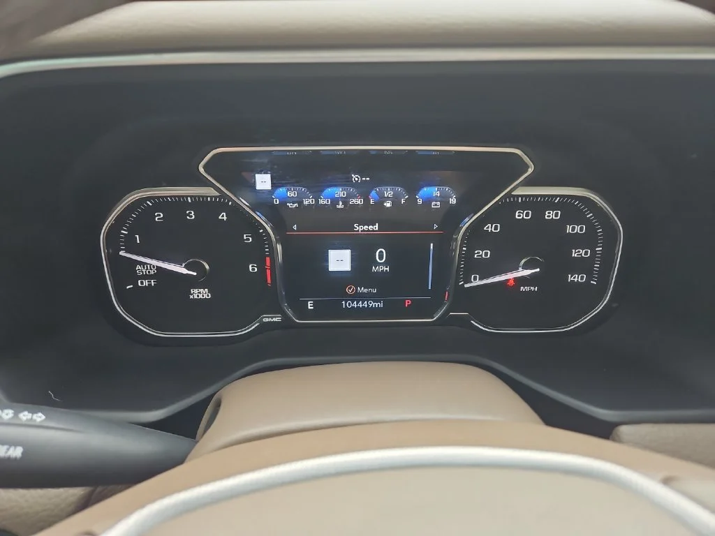 Used 2021 WHITE FROST TRICOAT GMC Denali image 23