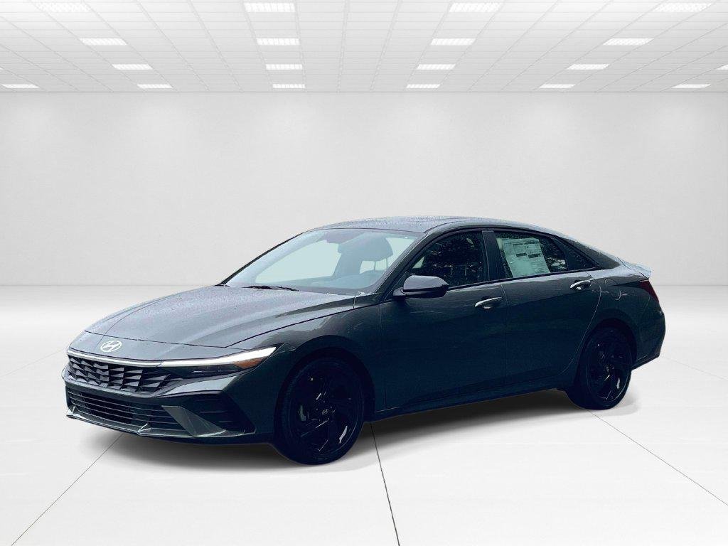 New 2026 Gray Hyundai SEL Sport Plus image 3