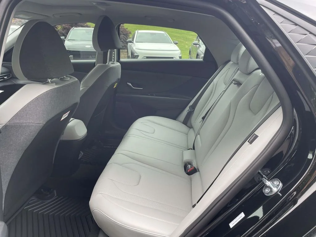 New 2026 Black Hyundai Limited image 10