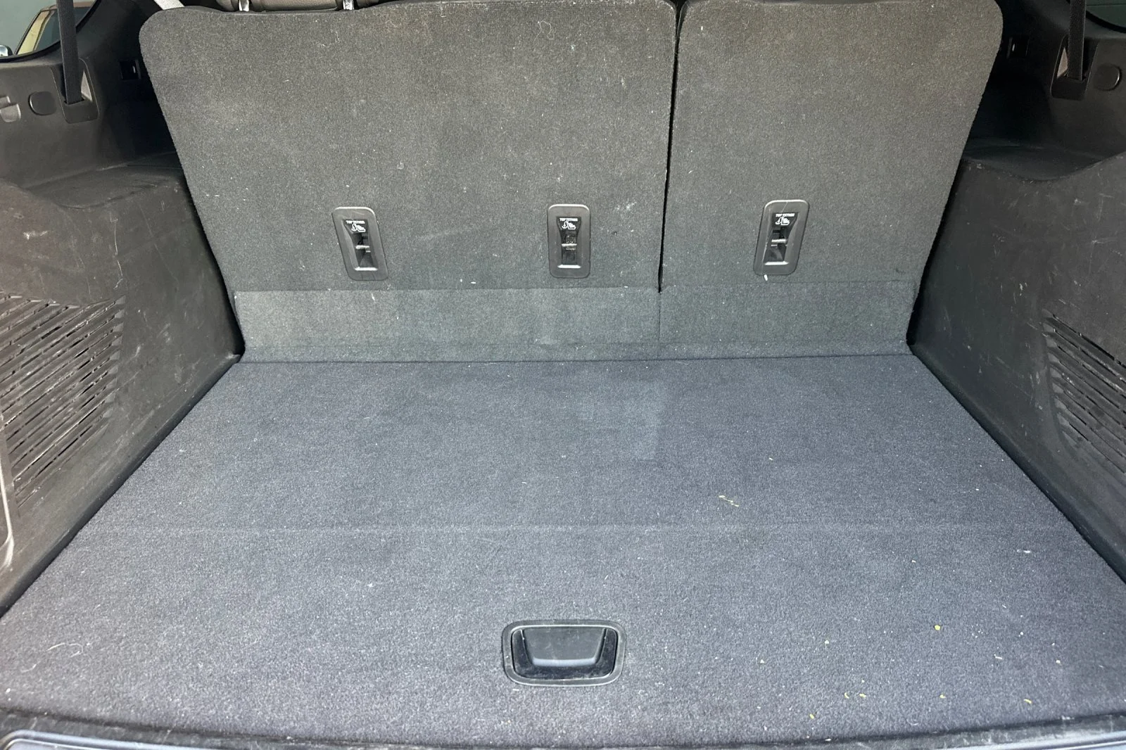Used 2021 Gray GMC Denali image 16