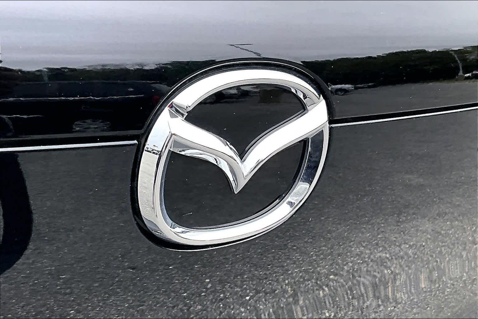 Used 2023 Jet Black Mica Mazda 2.5 S Preferred Package image 30