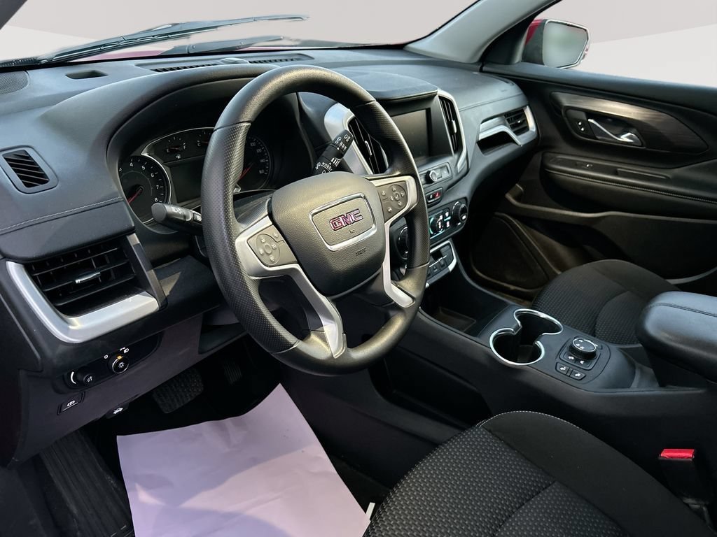 Used 2024 Volcanic Red Tintcoat GMC SLE image 14