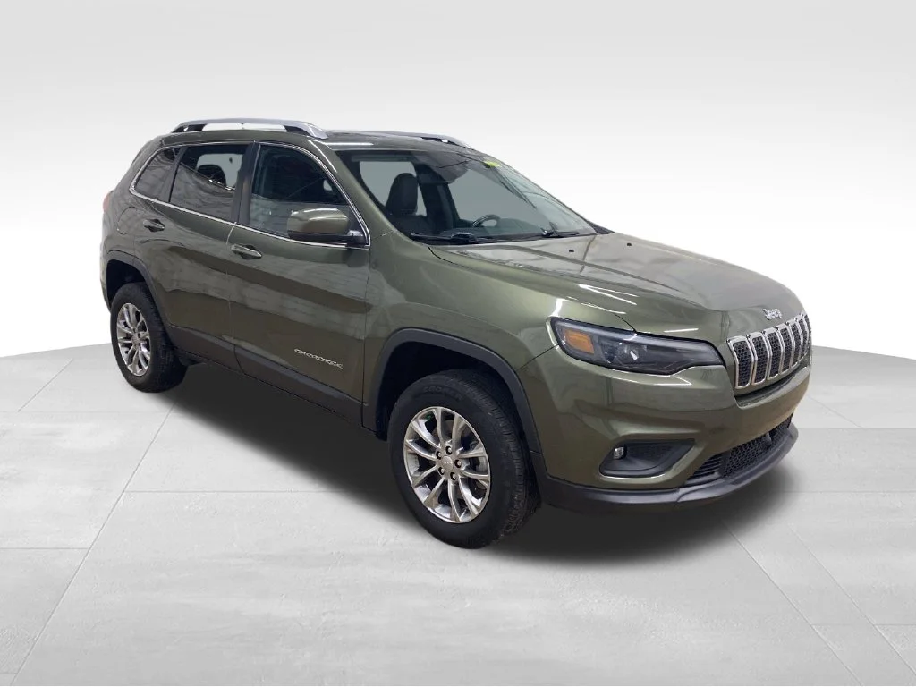 Used 2021 Jeep Cherokee Latitude Lux with VIN 1C4PJMMX2MD209670 for sale in North Huntingdon, PA