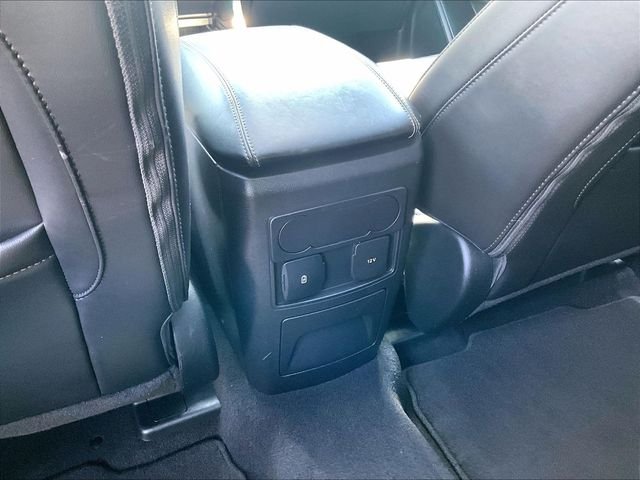 Used 2024 Silver Ford XLT image 31