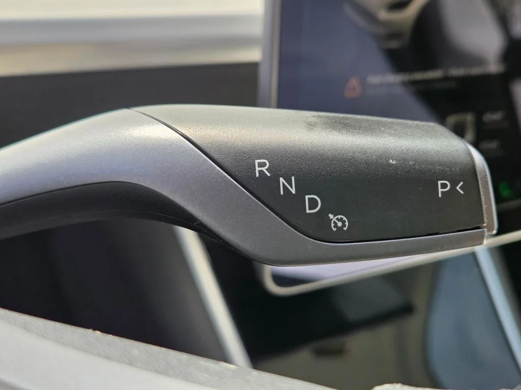 Used 2020  Tesla Long Range image 29
