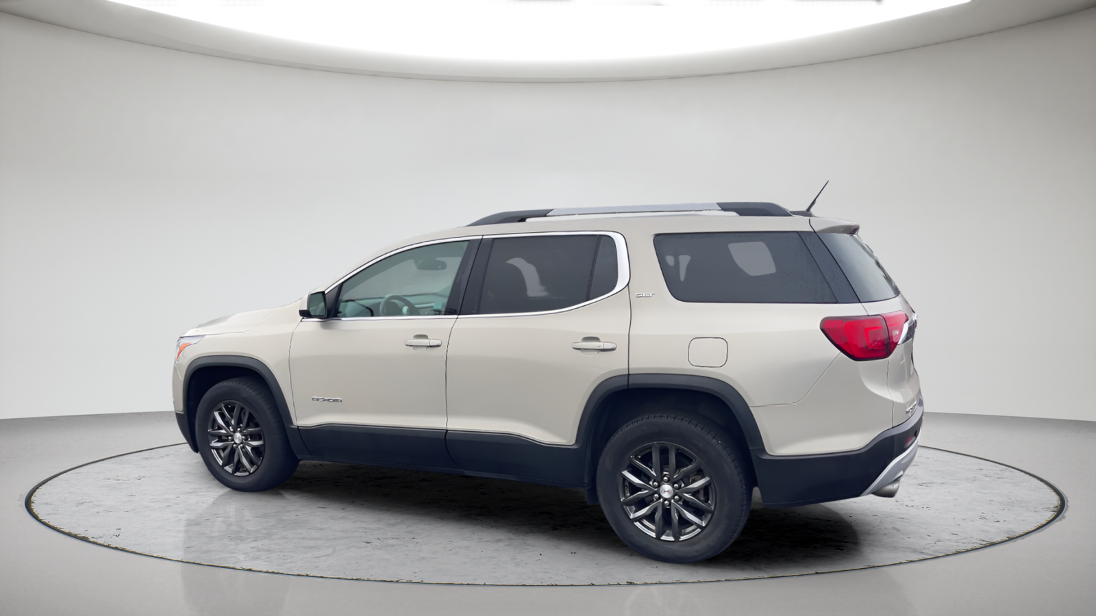Used 2017 Sparkling Silver Metallic GMC SLT-1 image 10