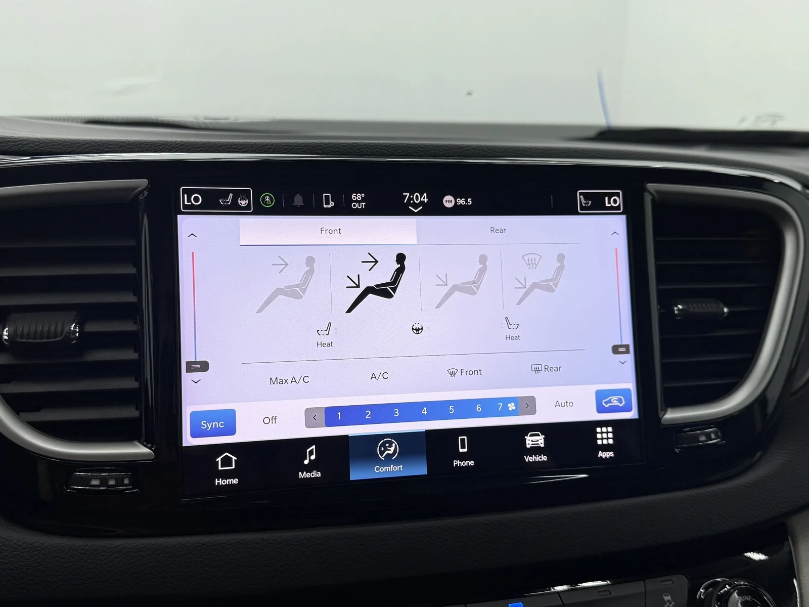 Used 2024 SILVER Chrysler Touring L image 18