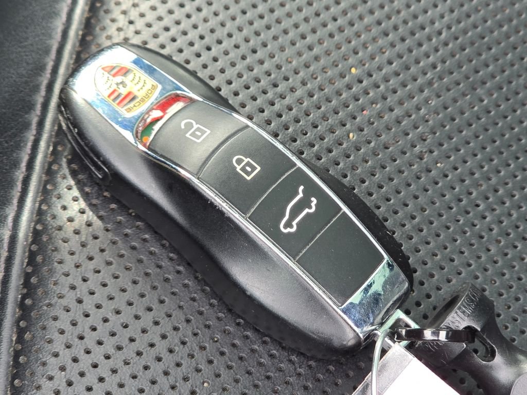 Used 2020  Porsche S image 46