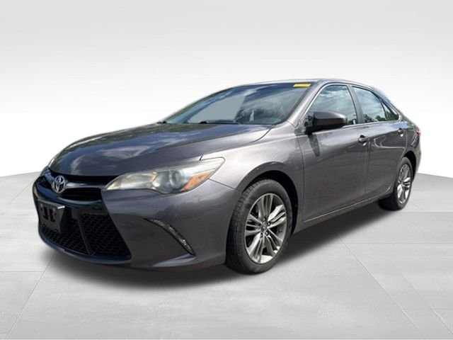 Used 2016 Gray Toyota SE image 1