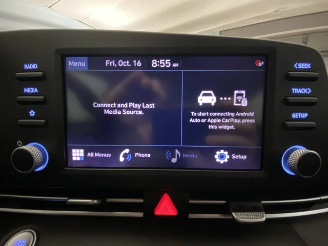 Used 2023 Red Hyundai SEL image 16