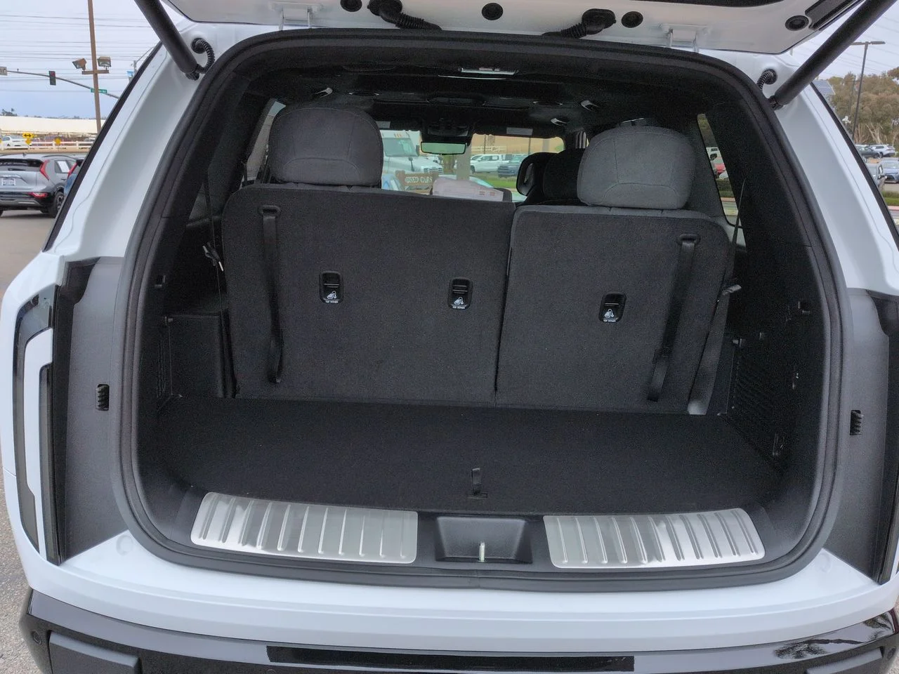 New 2027 Glacial White Pearl Kia X-LINE SX PRESTIGE image 27