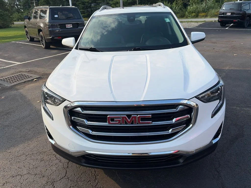 Used 2021 White GMC SLT image 3