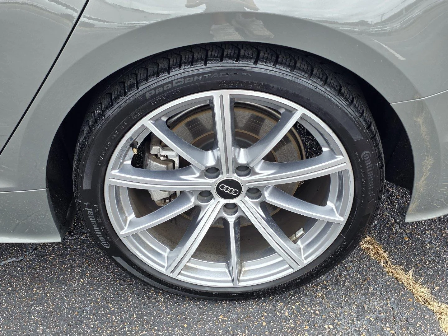 Used 2025  Audi S line Premium image 34
