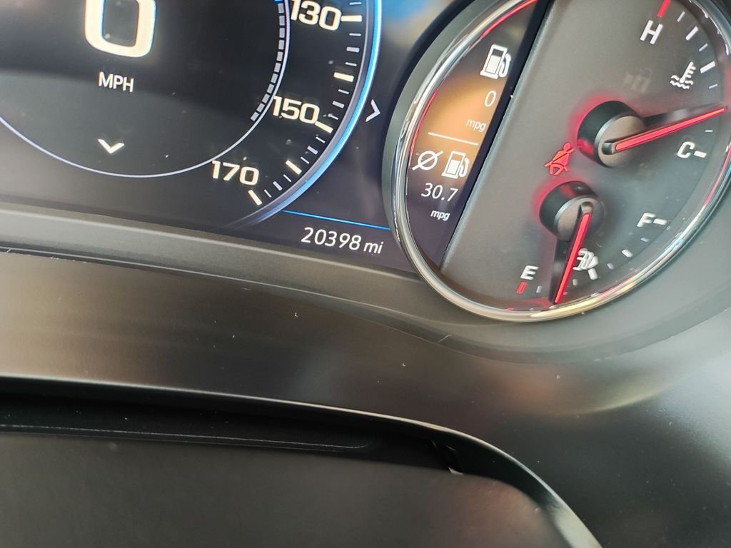 Used 2023 Gray Chevrolet LT image 17