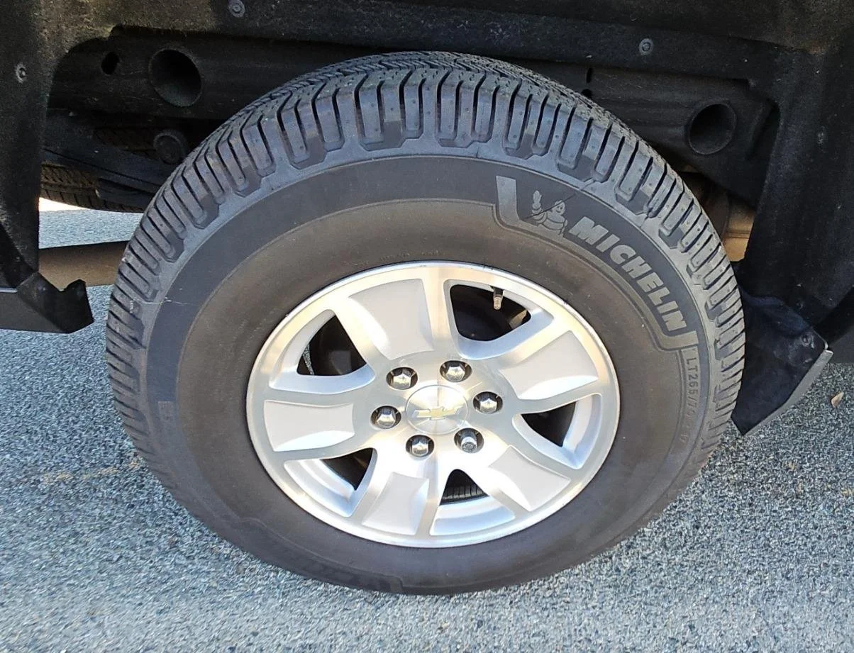Used 2018 BLACK Chevrolet LT image 14