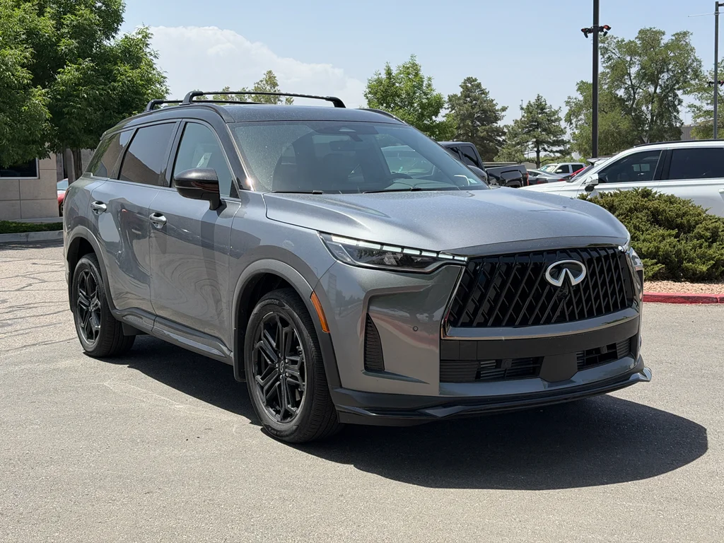 Certified Used 2026 Graphite Shadow/Black Obsidian INFINITI SPORT image 3