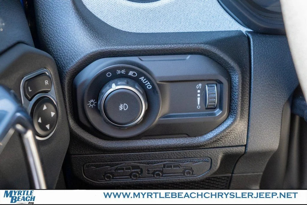 New 2026 Hydro Blue Pearl-Coat Exterior Paint Jeep Sport S image 30